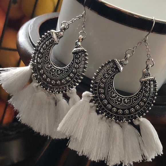 Southern Gypsy Charm Jewelry - 🆕 BOHO STAMPED WHITE TASSEL EARRINGS